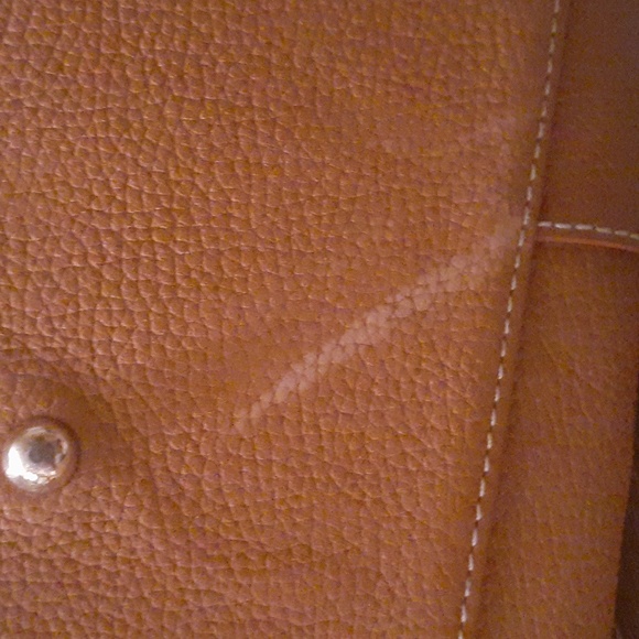 DOONEY & BOURKE LOGO LOCK SHOULDER BAG - Picture 4 of 9